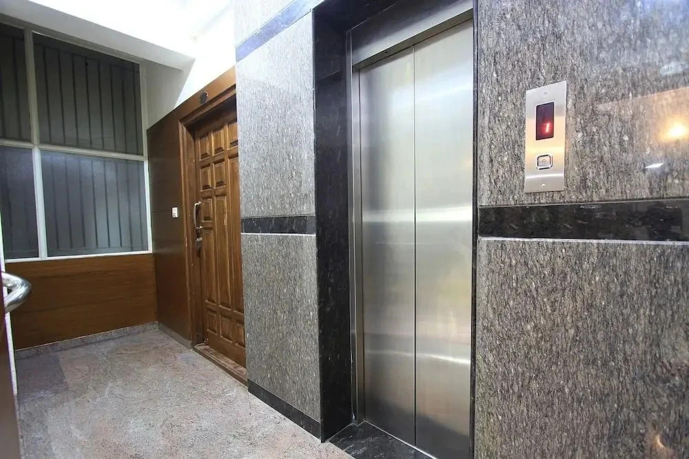 Lulu Hospitality by OYO Rooms