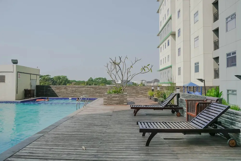 Cozy Studio Apartment Near Mall Kelapa Gading