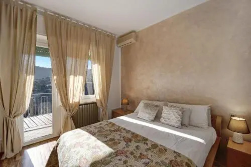 Flat 3 Bedrooms 1 Bathroom - Alassio