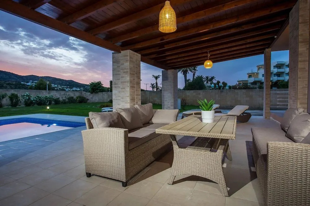 Kalathos Villa