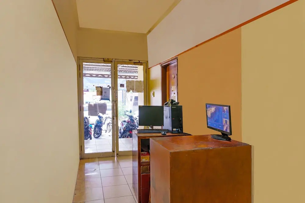 Tangki Premier Residence RedPartner