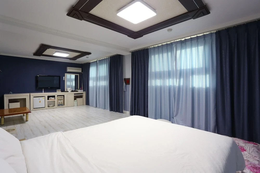 Paradaise Motel