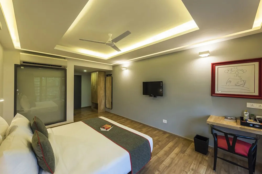 Super Townhouse MG Road,Bangalore
