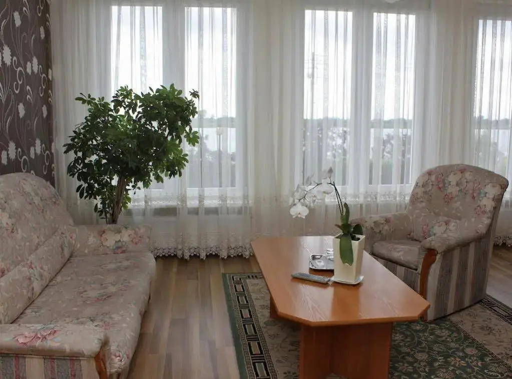 Hotel Renusz