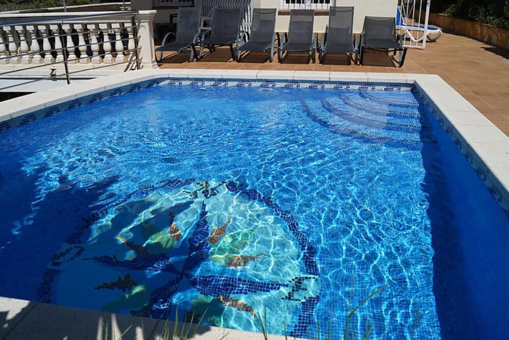 Villa - 4 Bedrooms with Pool, WiFi and Sea views - 107933