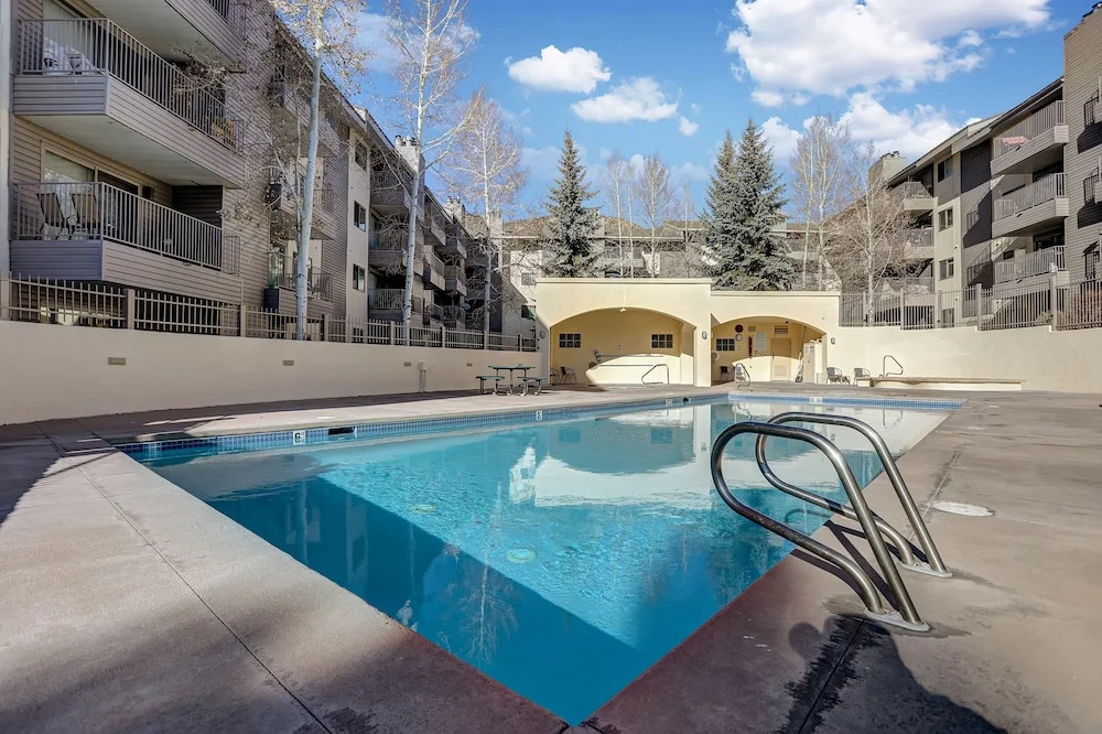 177 Lake Street Condo Unit 24 4 Bedrooms 3 Bathrooms Condo
