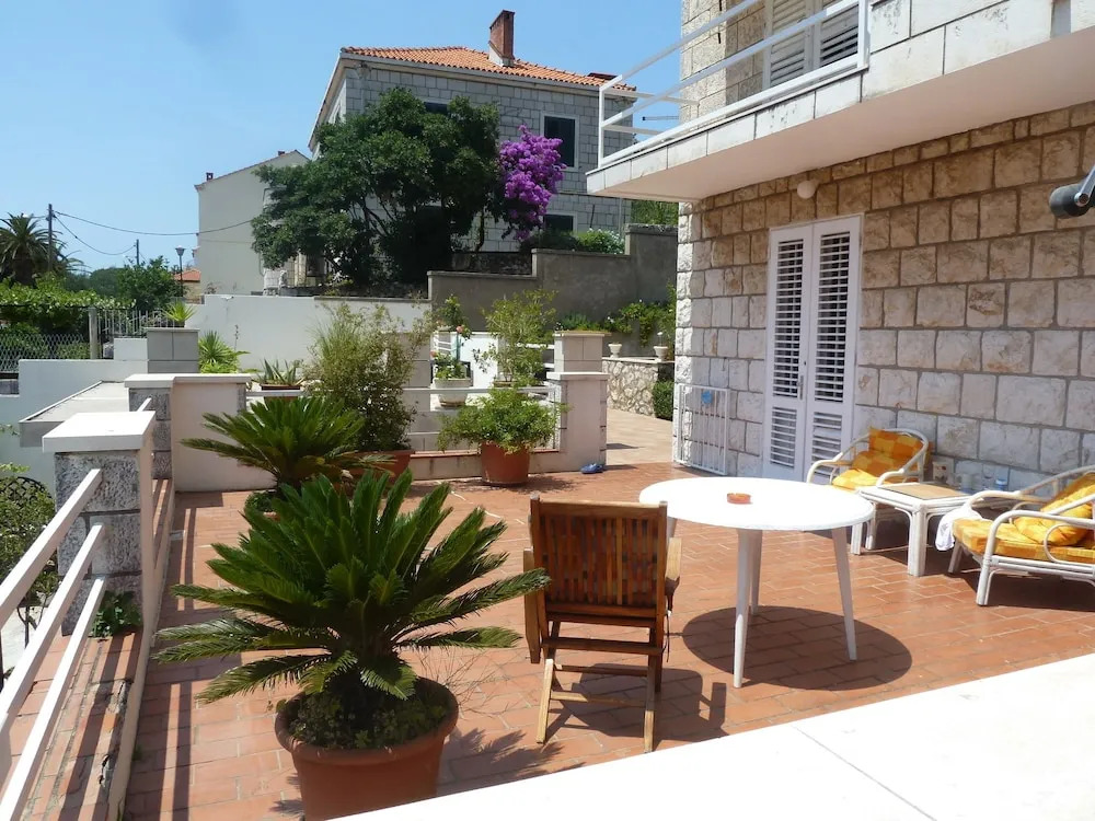 Villa Timy