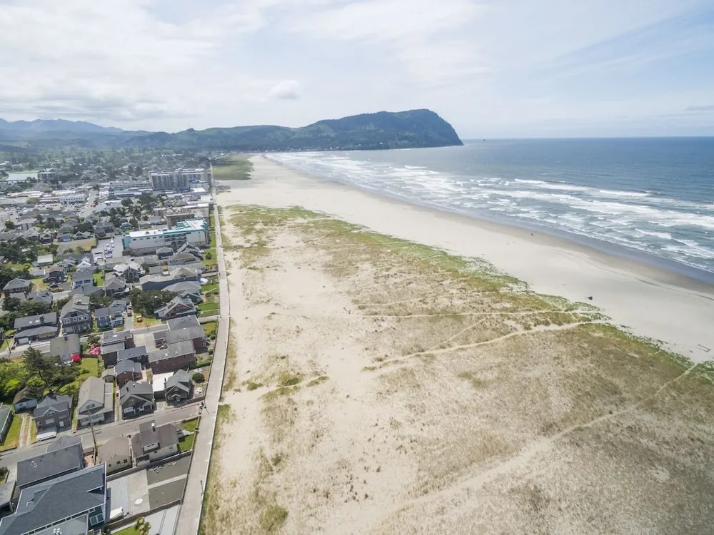 Seaside Prom 2 Bedrooms 2 Bathrooms Home