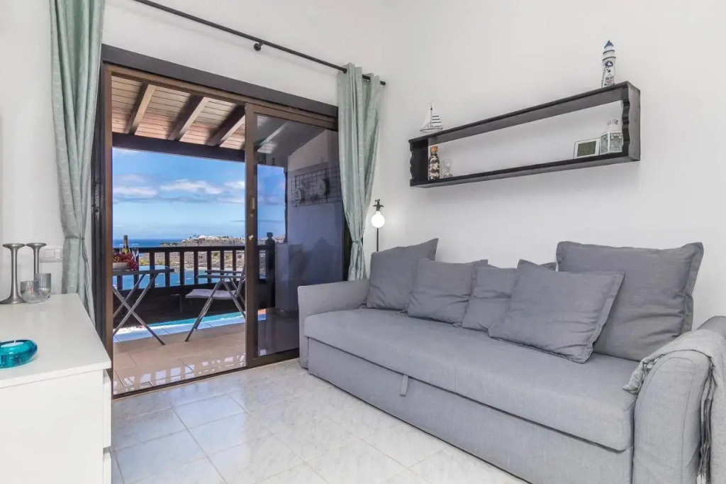 Sunset Dream Bungalow with balcony sea view.