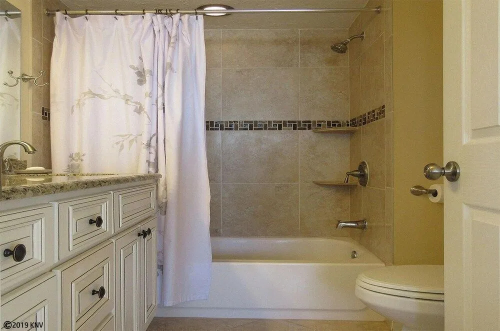 Carlos Pointe 421 - 2 Br Condo