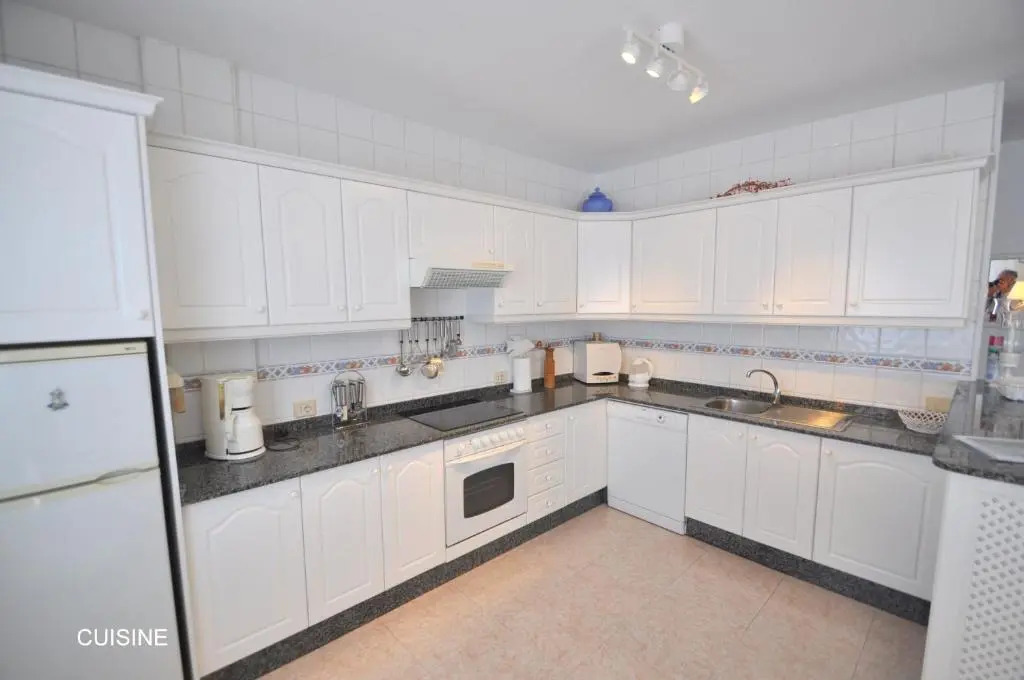 Almar Apartment