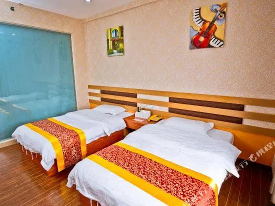 Golden Castle Business Hotel