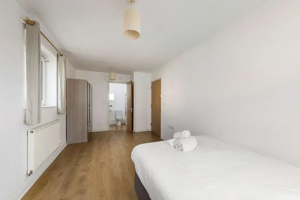 Cozy London Stratford Apartment With Gym
