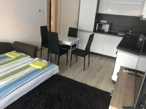 Belle Casa 24