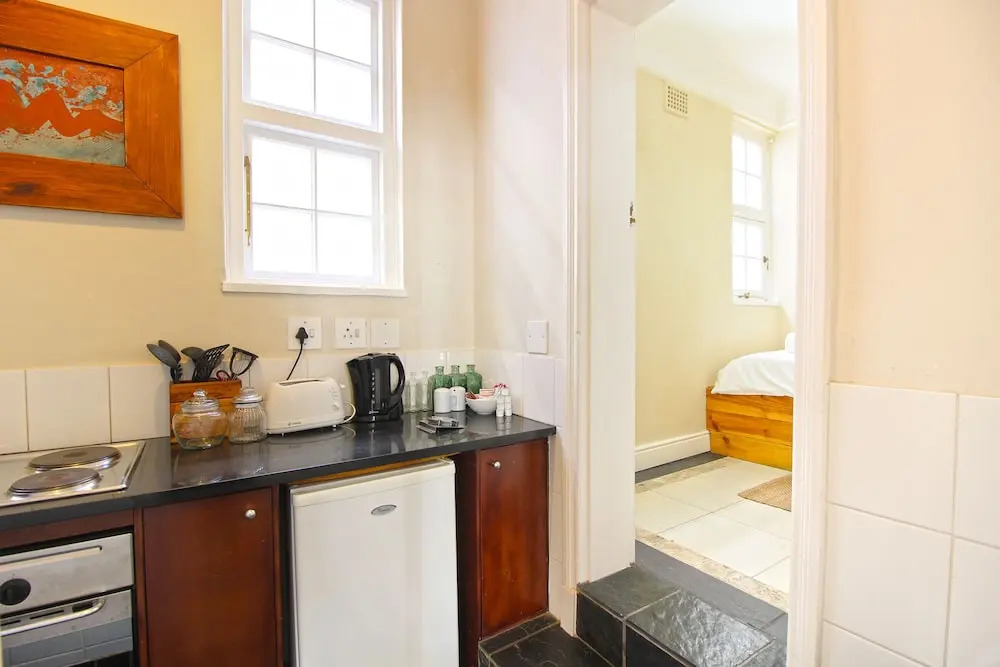 Victoria Court 111 - in Cape Town (Camps Bay)