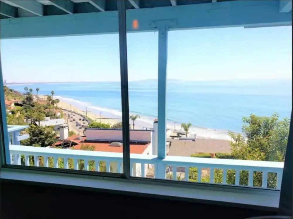 17878 Los Angeles - 4 Br Home