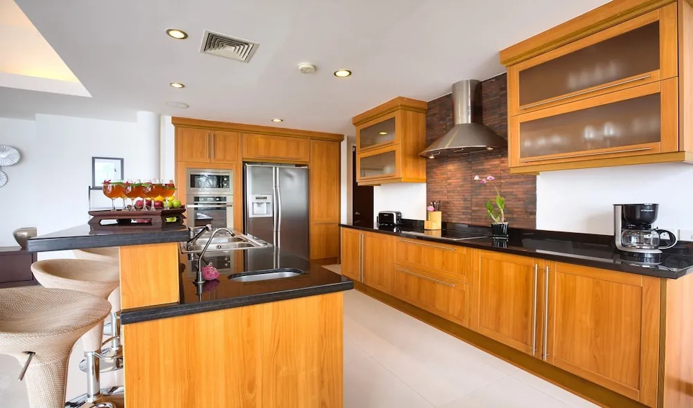 Dhevatara Residence Sea View Villas