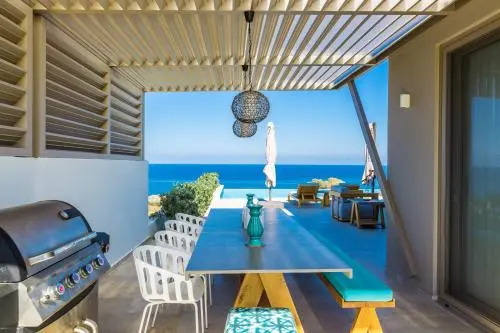 Thalassa Residence, Heated Pool, Hot Tub & SeaView