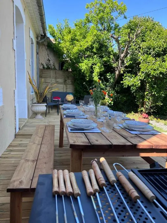 Charmante maison Climatisée avec piscine au Calme à Carcassonne