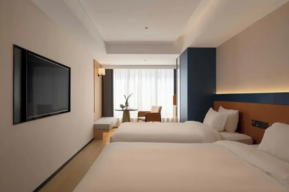 Chongqing Jiefangbei Jiayu Hotel