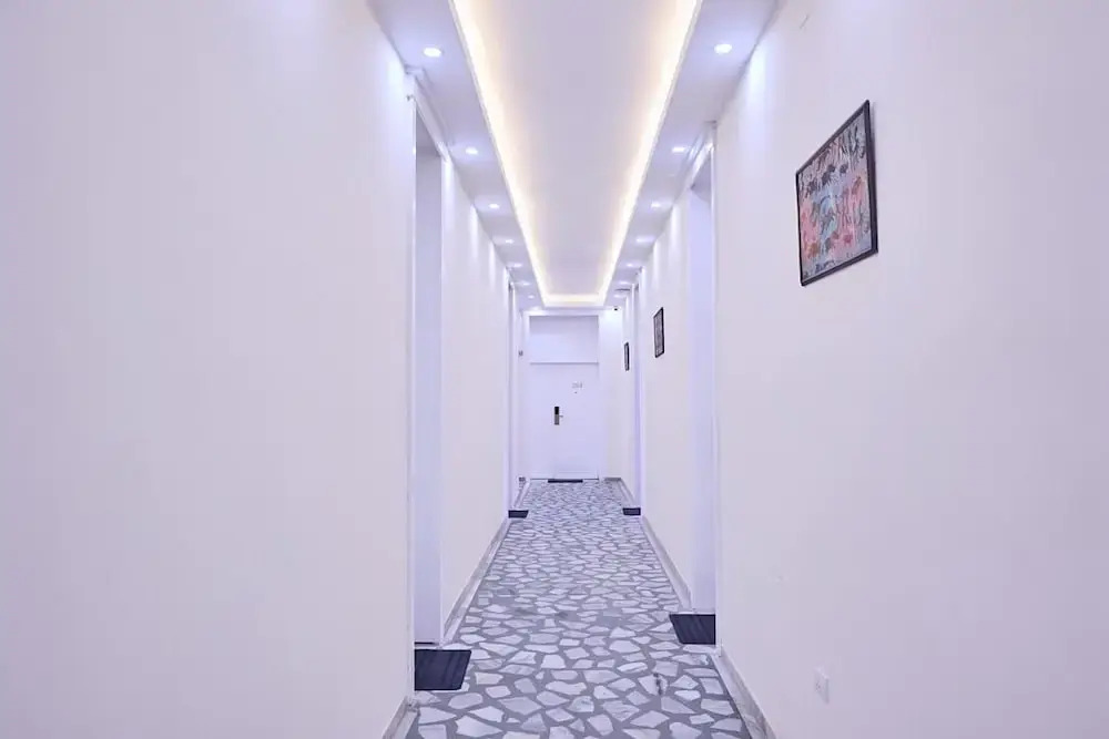 Garden Hills Hotel