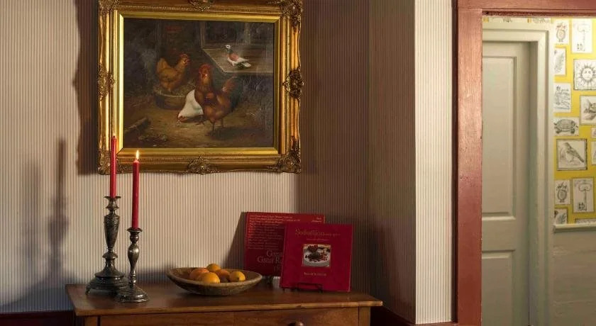 Waldo Emerson Inn