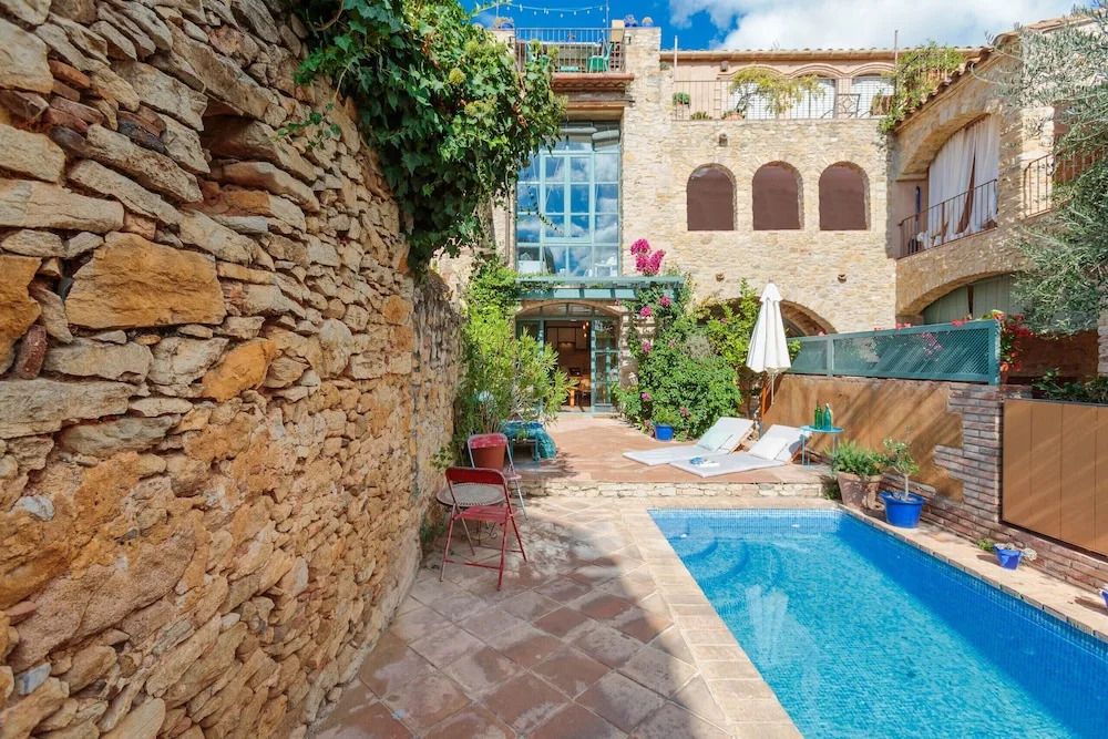 Casa Peratallada