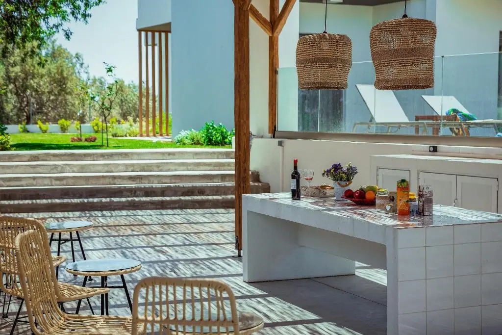 Kipos Suites & Apartments