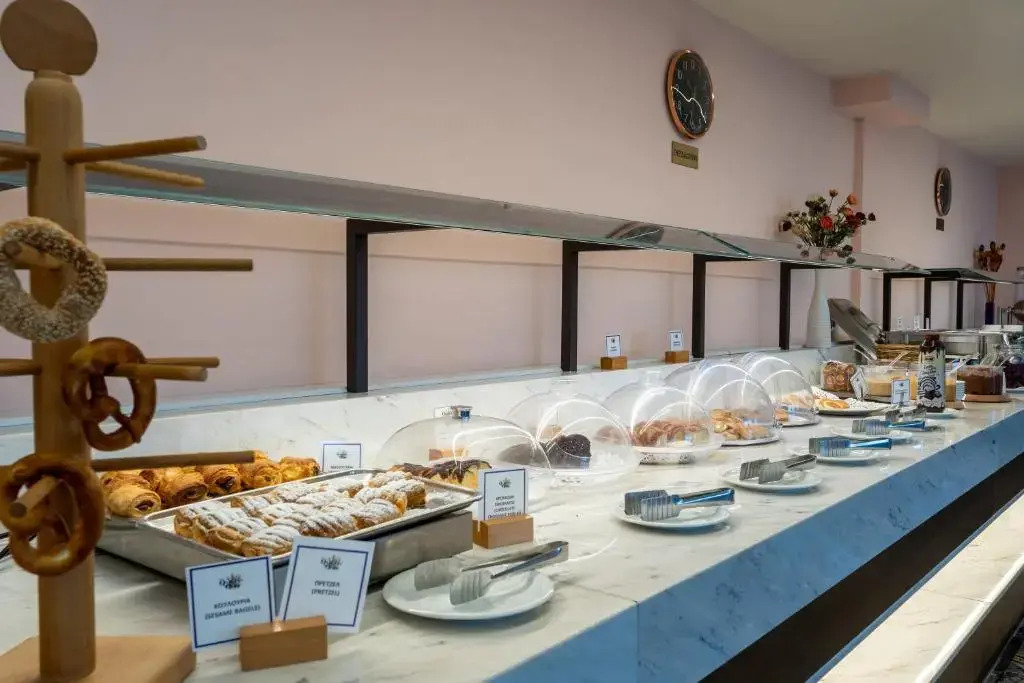 Queen Olga Hotel