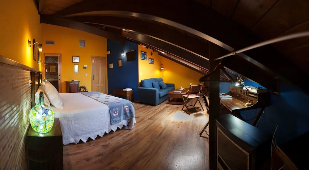 Micro-Hostal La Puerta del Perdón