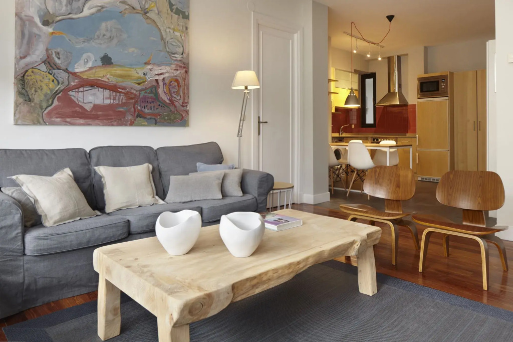 Zubiri Plaza Apartment by FeelFree Rentals