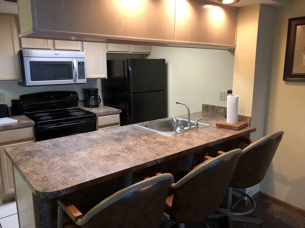 Cocoa Beach Ocean Landing Resort“ Ocean Front Apartment