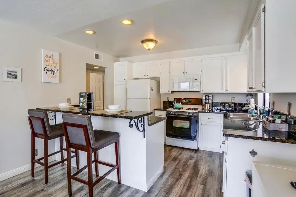 Beach Style 3 - 6 Br Home