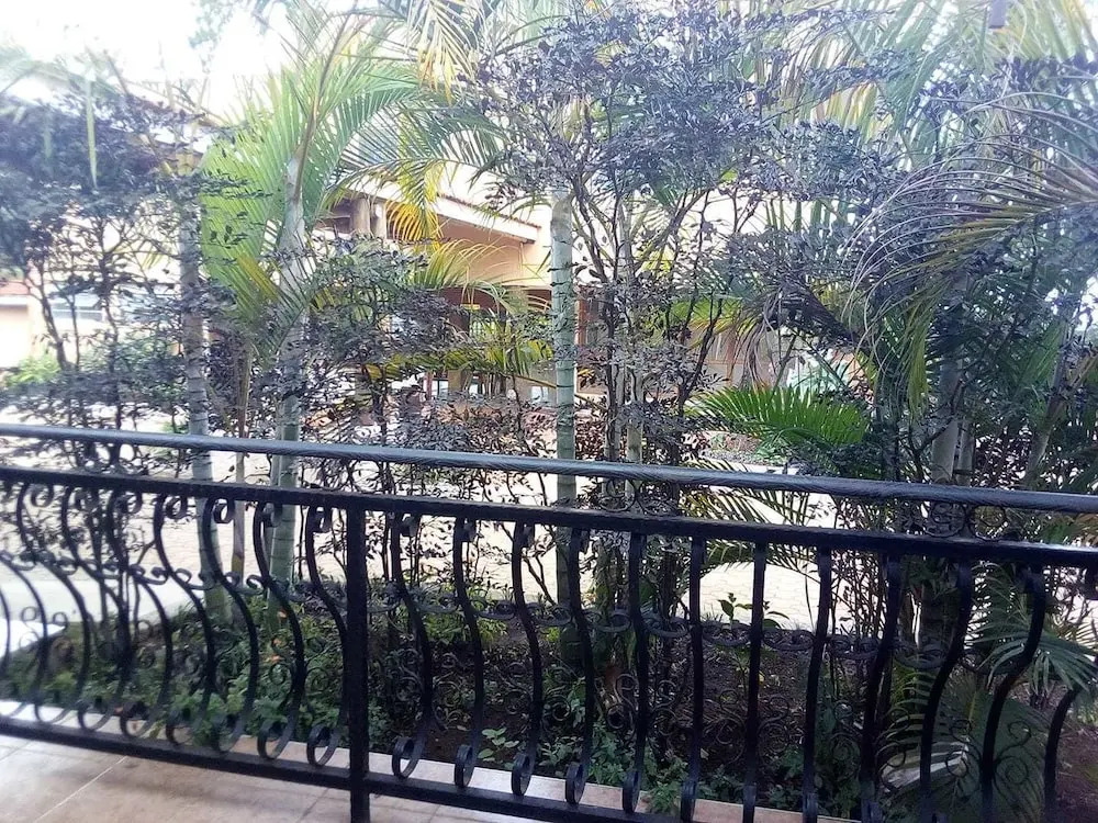 Makan Hill Resort Hotel