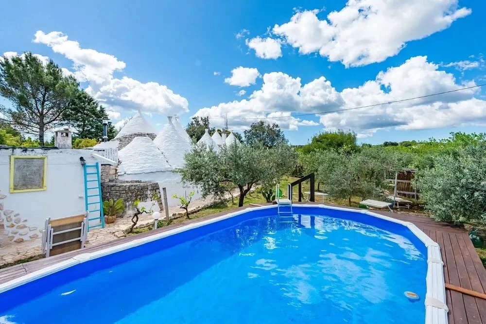 Trulli Degli Ulivi With Pool