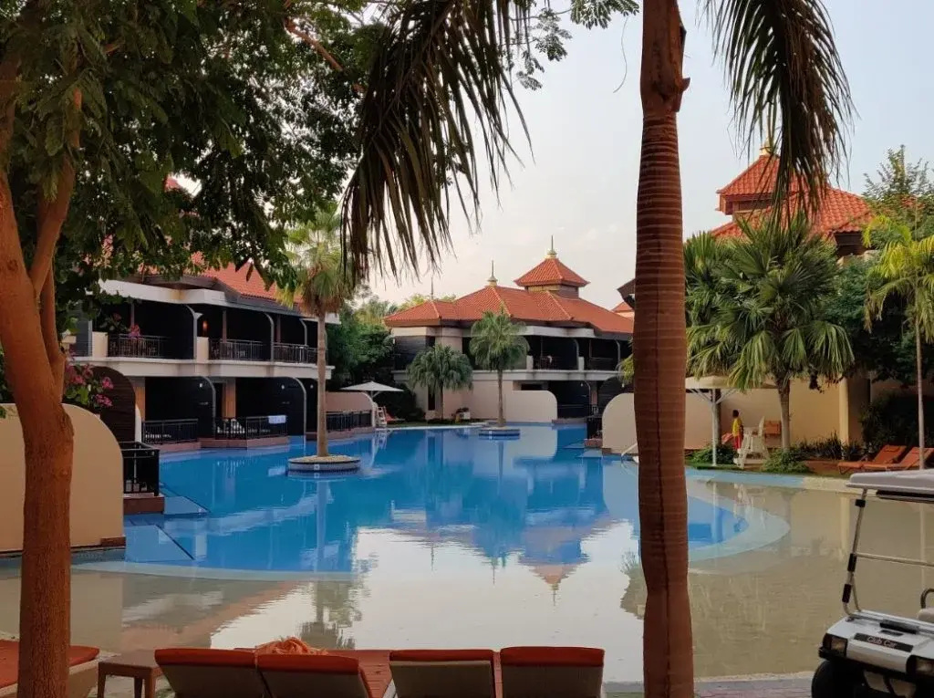 Maison Privee - 5* Resort stay on Palm Jumeirah w/ Sea View