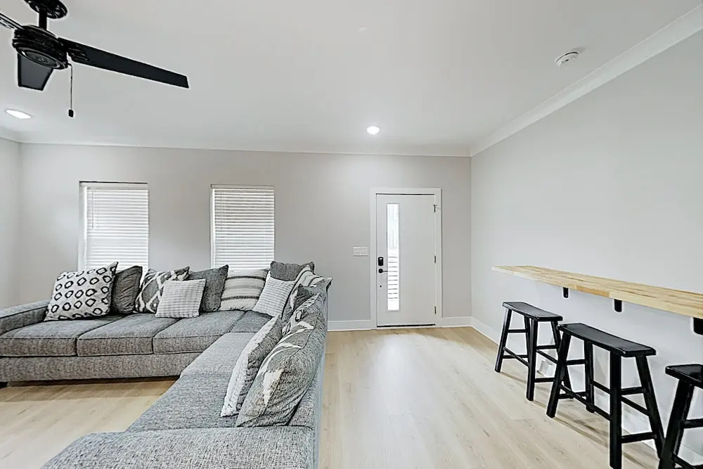 2 Brand-new Townhomes W/ Luxe All-suite Layouts 4 Bedroom Townhouse