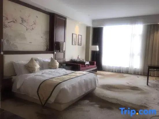 Phoenix International Hotel