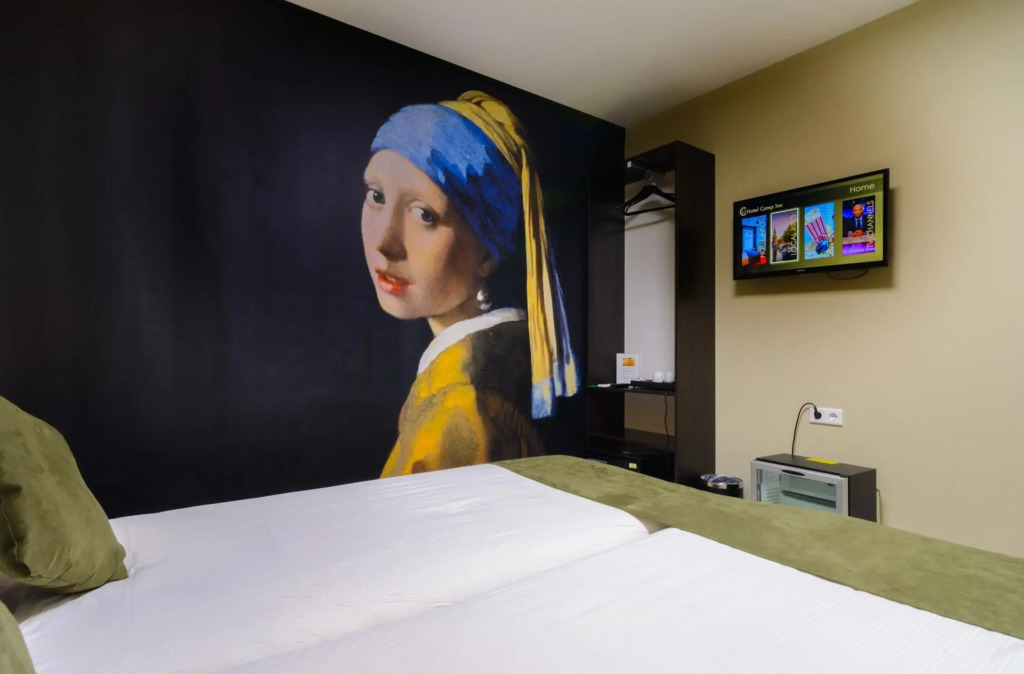 Camp-Inn Hotel
