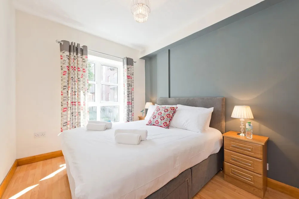 Sweet Inn - ContemporaryCharlotteQuay II