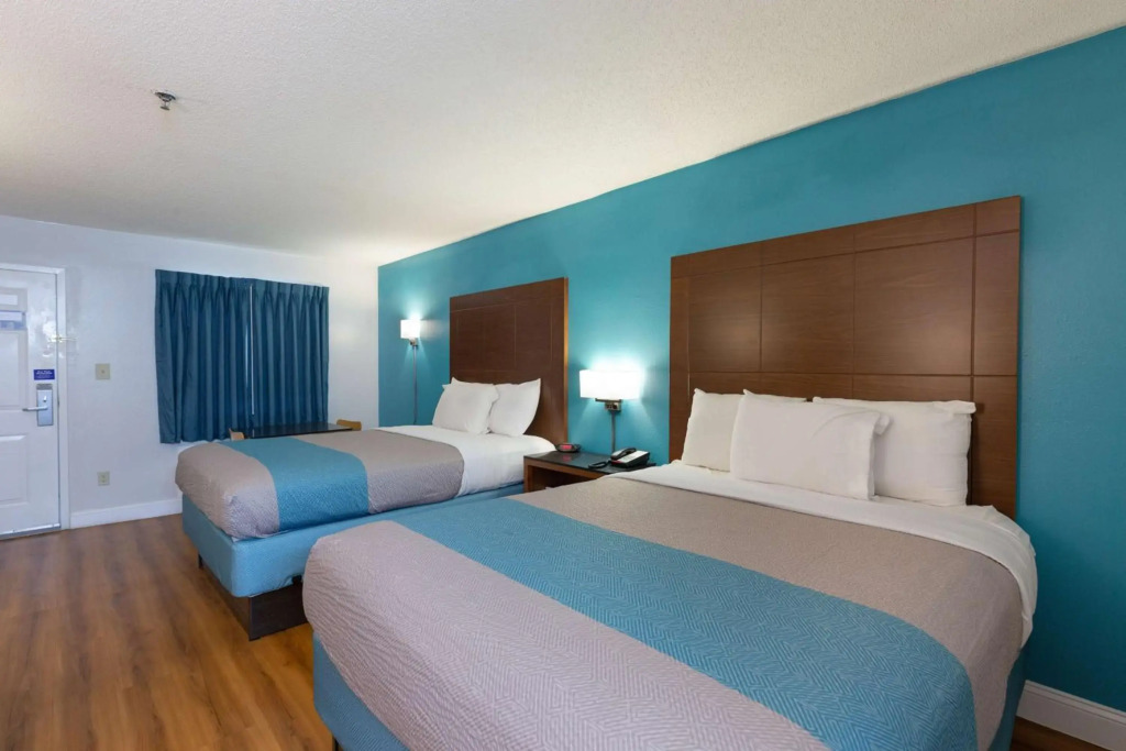 Motel 6-Albany, GA