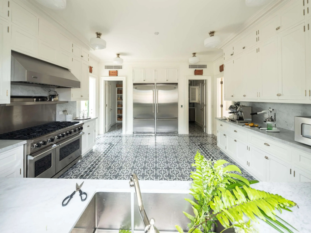Magnificent 8BR Home w Caribbean Ocean Views