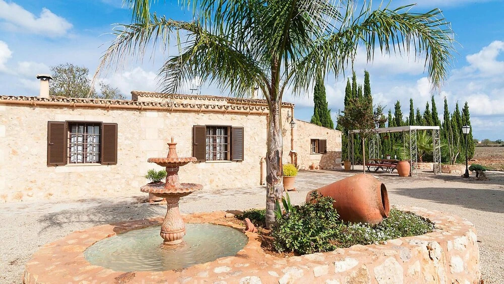 Villa With 3 Bedrooms in Manacor, With Wonderful Mountain View, Private Pool, Enclosed Garden - 20 km From the Beach