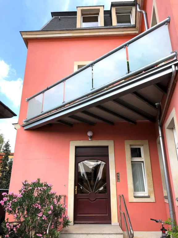 Apartment on the Elbe Ferry - Apartment for 2 - 3 People