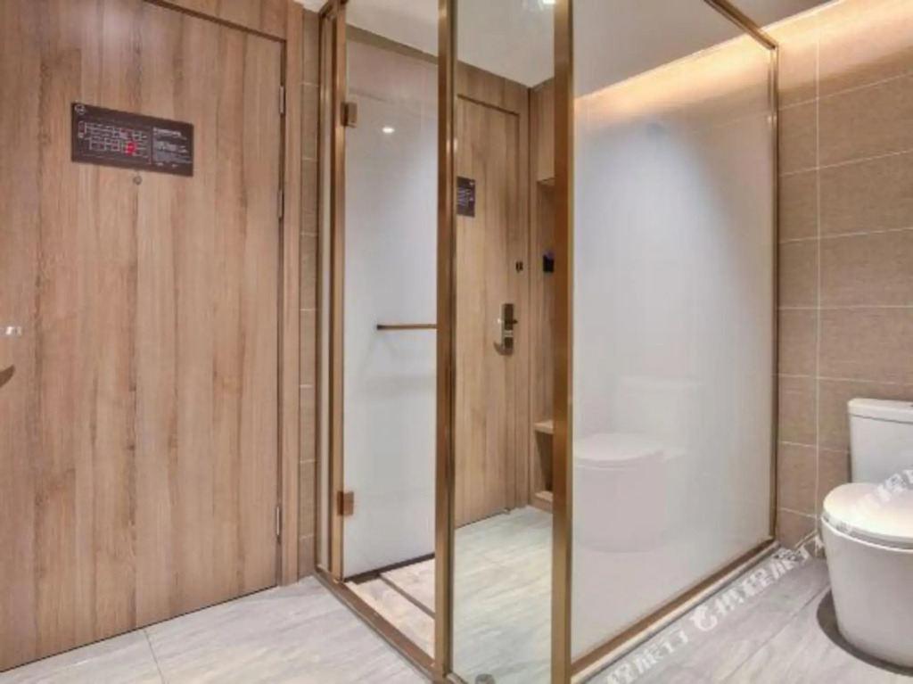 HanTing Premium Hotel (Ningbo Century Oriental Plaza)