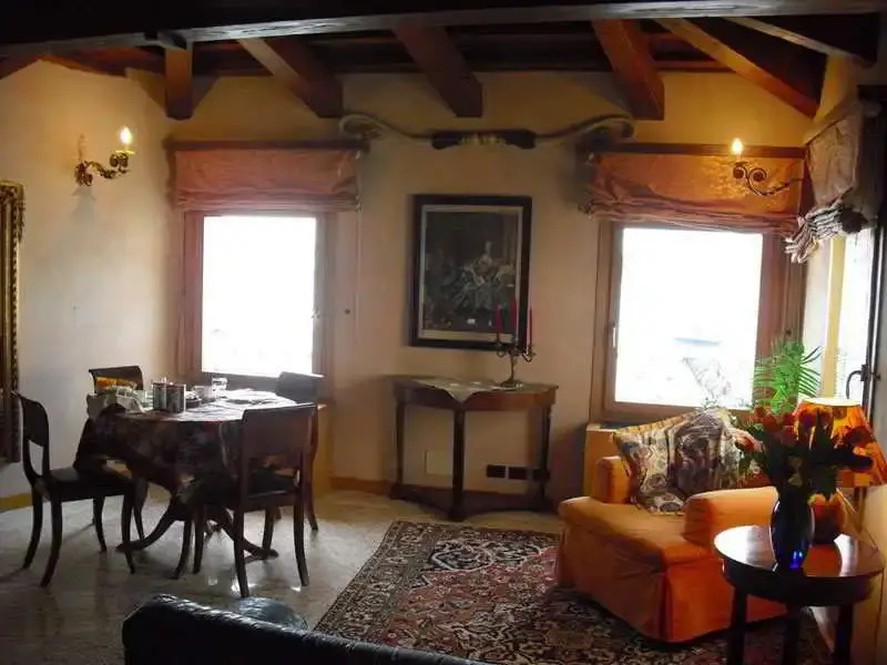 San Simeon Apartments