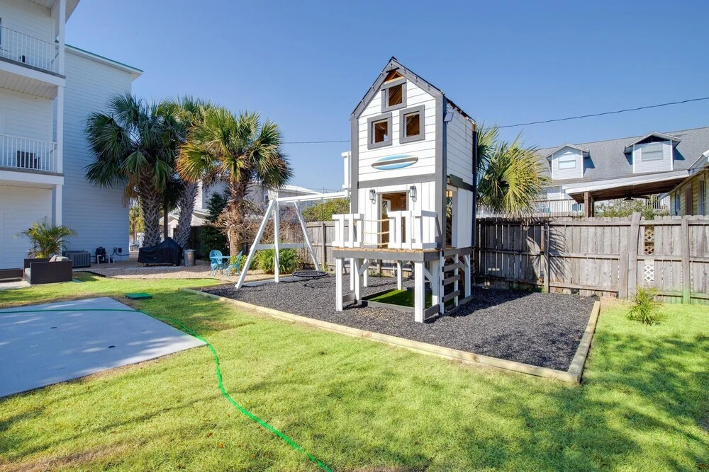 114 E Lakeshore Dr - The Sandcastle by Blue Swell