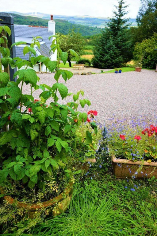 Lundie View B & B