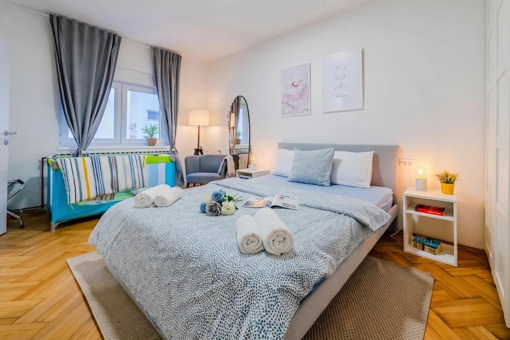Peaceful Nest In City Center