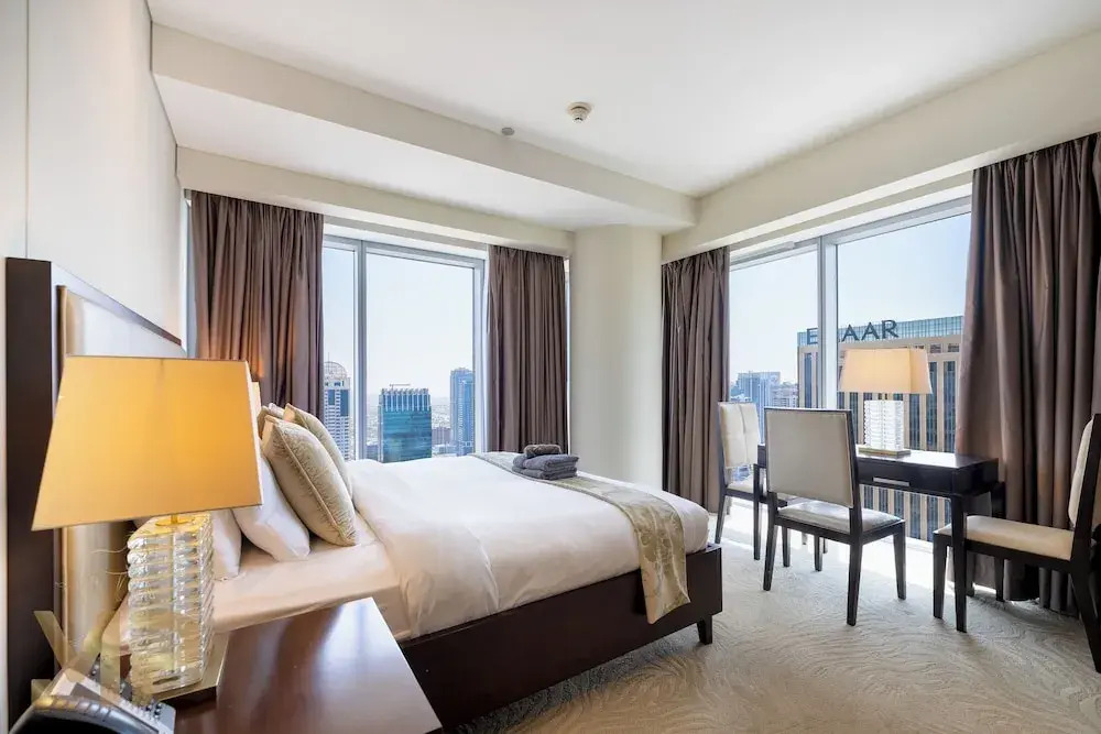 Marco Polo - Chic 1BR in Marina Hub | Expansive Balcony
